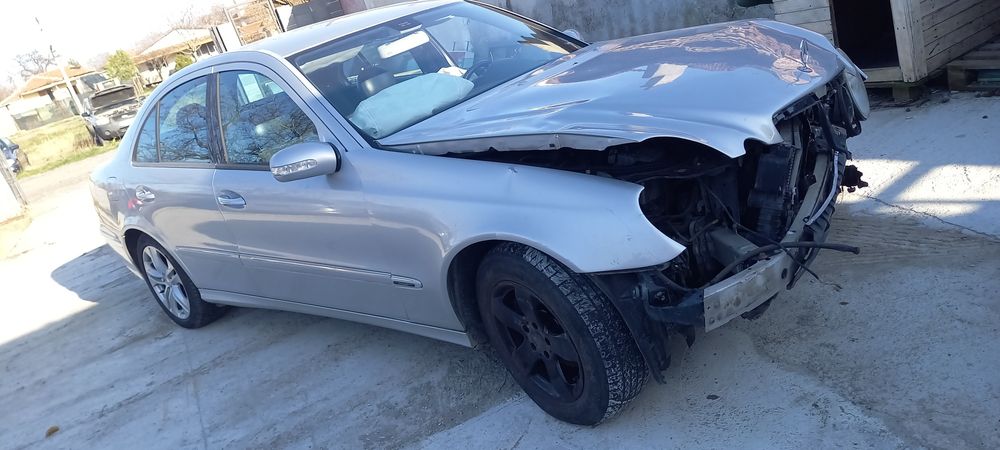 Mercedes W211 E-Class 270 CDI на части