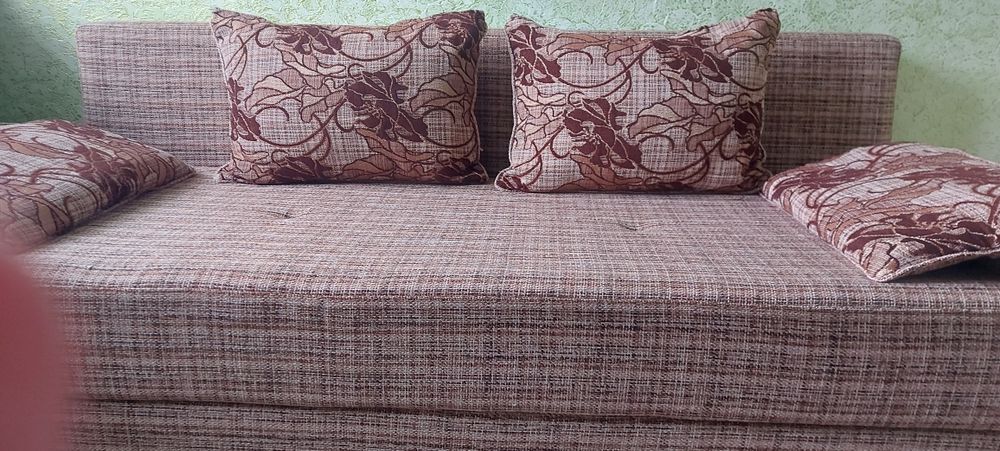 Диван тахта в отличном состоянии