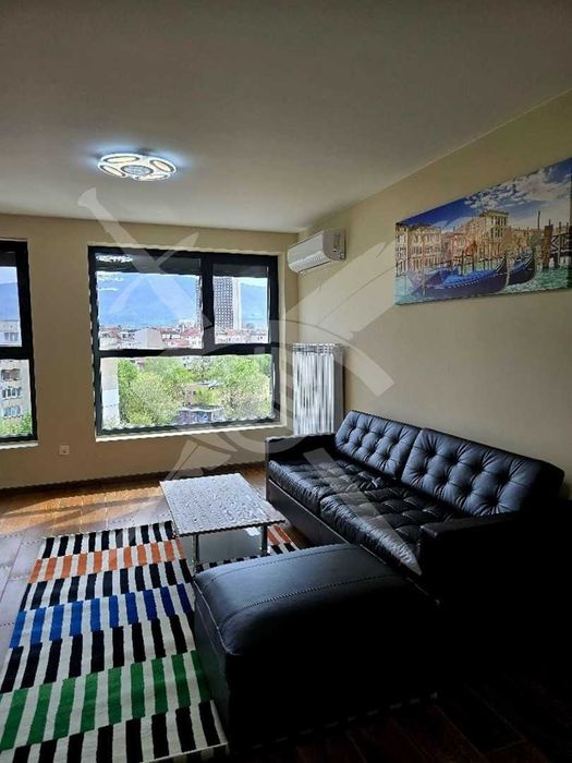 Дава се под наем Двустаен апартамент в София, Център - 79 кв.м за 947.58 € - Снимка #4