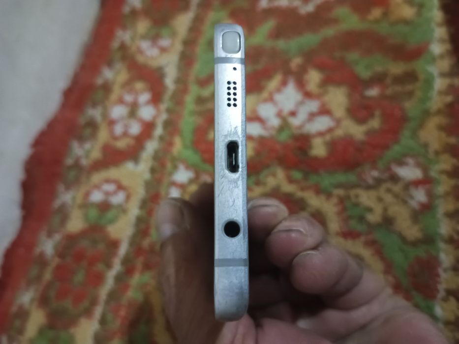 Samsung note 5 rabochim sostaeani