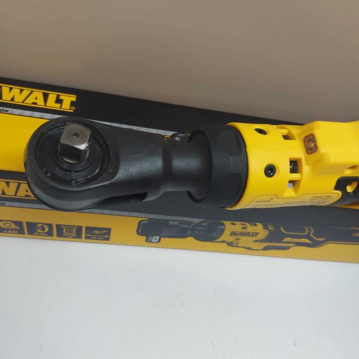 Акумулаторна тресчотка DEWALT DCF513N-XJ 3/8