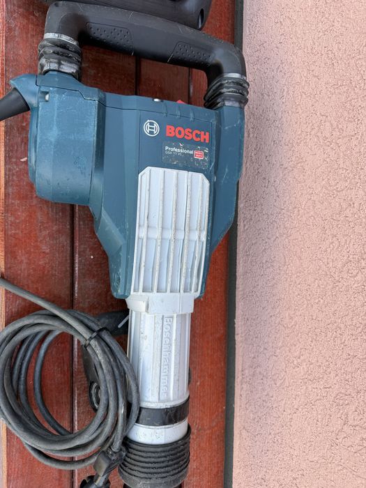 Bosch demolator pe curent