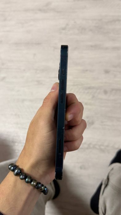 Iphone 14 синего цвета