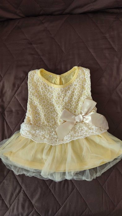 Детски дрешки от моята дъщеря.