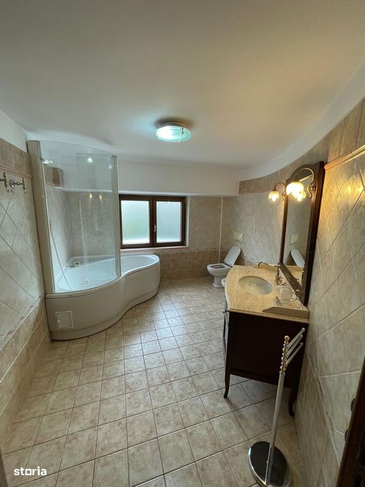 3  camere decebal unirii