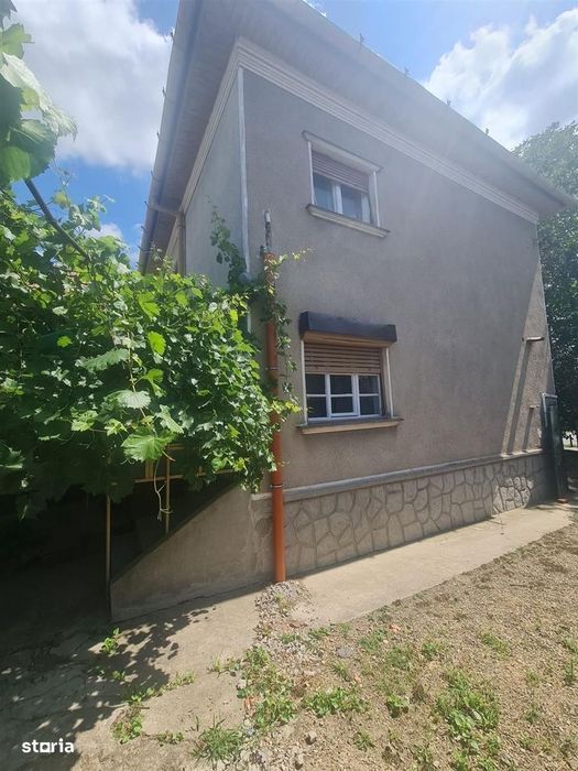 Casa P+E Episcopia teren 1600 mp