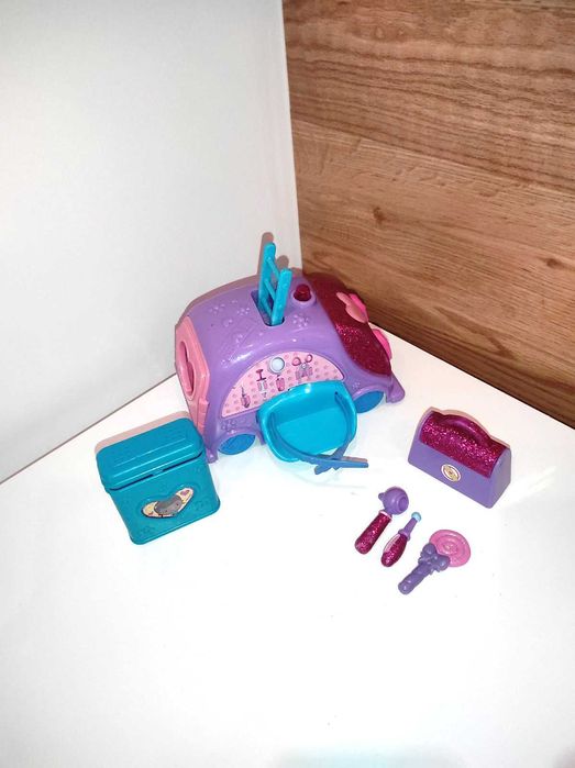 Играчки за деца (момичета)