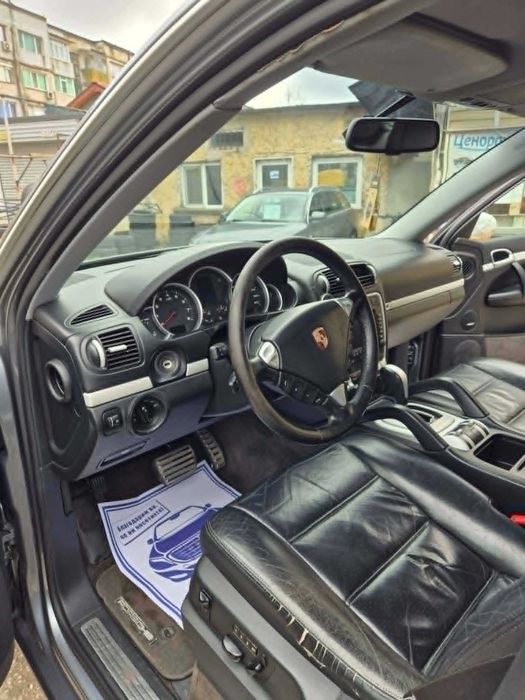 Porsche Cayenne 4.500