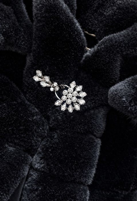 Продам искусственную шубу