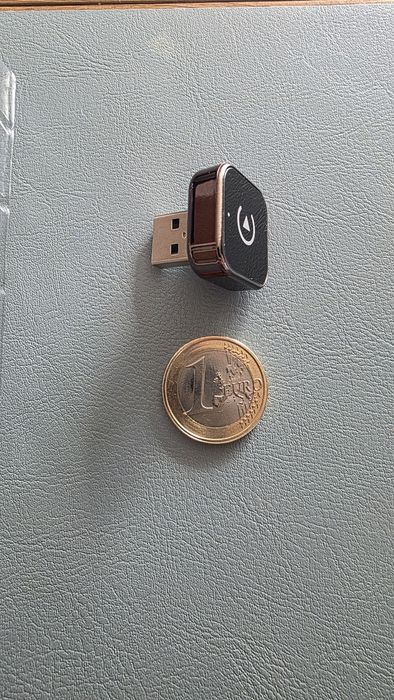 Микро безжичен адаптер за CarPlay & Android Auto 2025