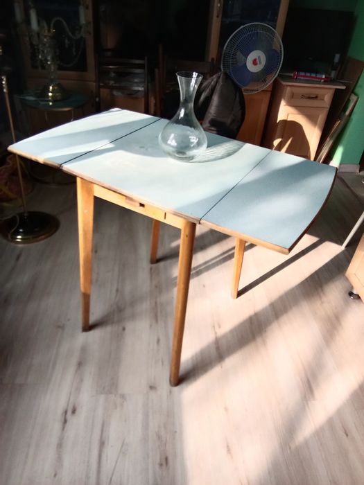 Стол книжка ретро