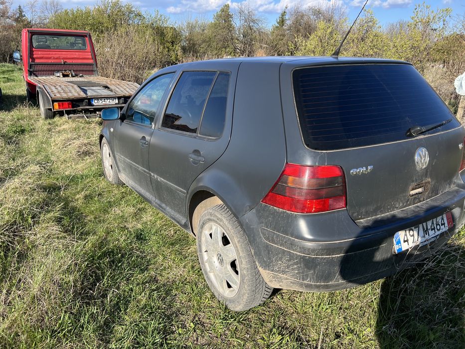 Голф 4 1.6 бензин само на части