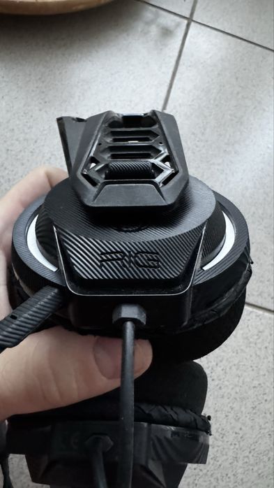casti Plantronics RIG 400