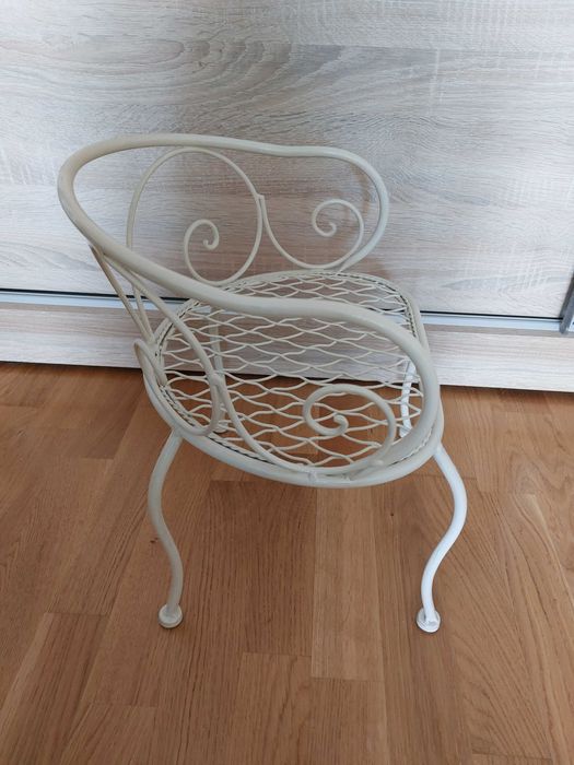 Suport flori decorativ