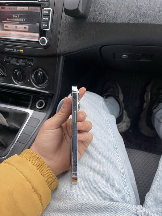 Citit toata descriea Vand IPhone 14 pro sanatete baterie 80 128gb