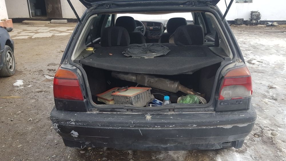 На разбор голь3 всё запчасти есть