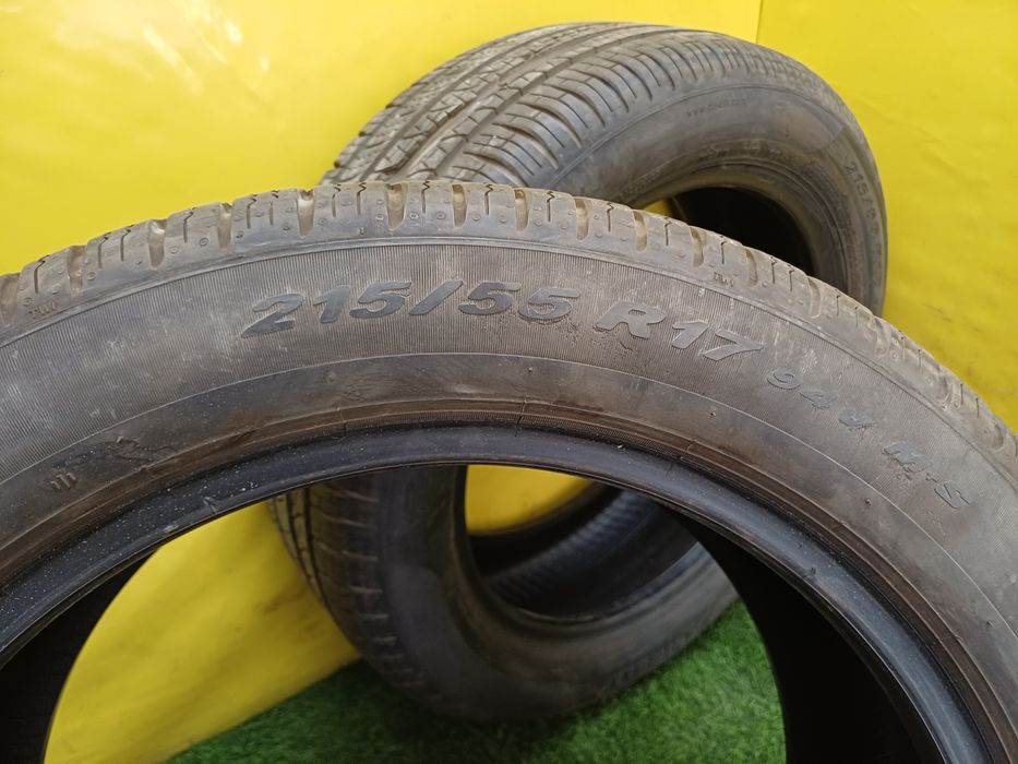 Шины 215/55 R17 Pirelli пара.