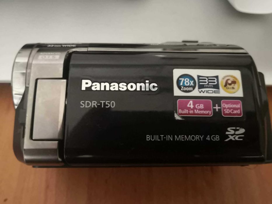 Видеокамера Panasonic sdr t50