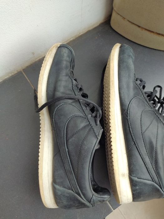 Продавам маратонки  Nike естествена кожа