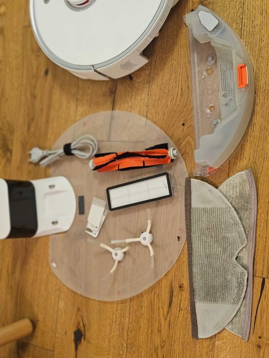 Robot de aspirare Roborock S5 MAX, WiFi, Aspirator și mop, LiDAR, Alb