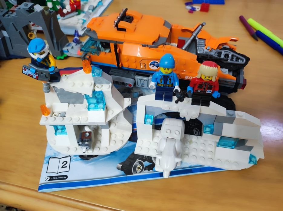 Продам наборы лего оригинал