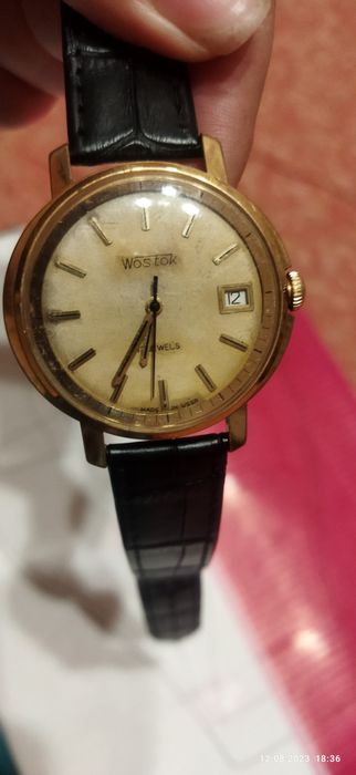 Продам часы мужские Восток