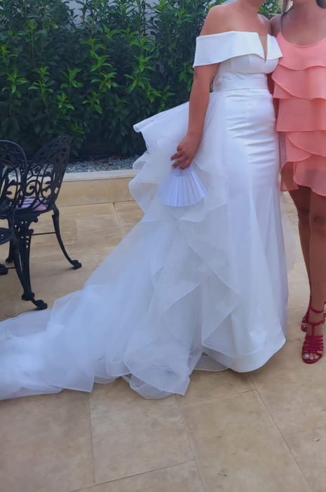 Vand rochie de mireasa Esposa marimea 40 .