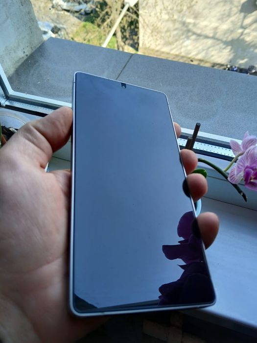 Vând Samsung s25 ultra 512gb