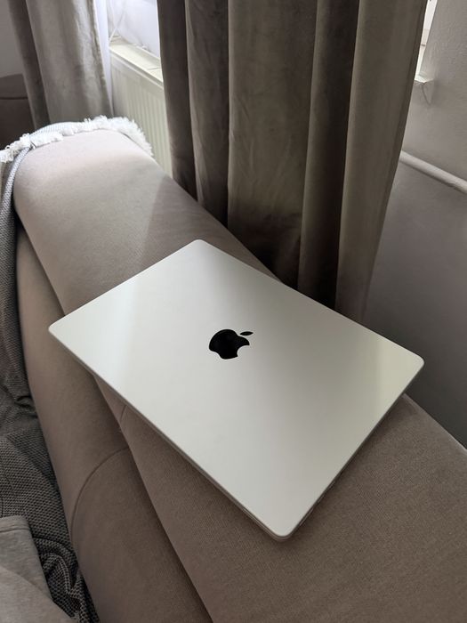Macbook pro m4 16gb ram 512gb ssd