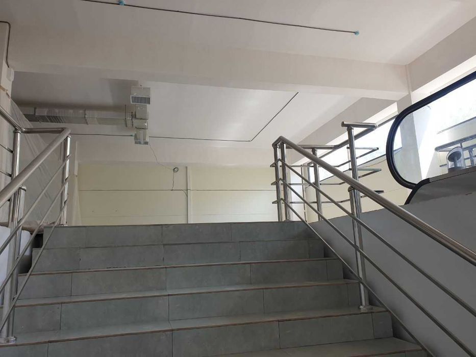 Аренда помещения 2000 м² под фитнес ресторан шоурум магазин