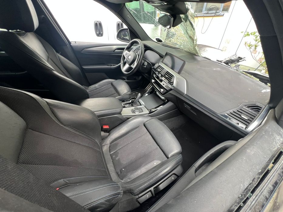 BMW X3 G01 xDrive 30e M pack Head Up Здраво табло