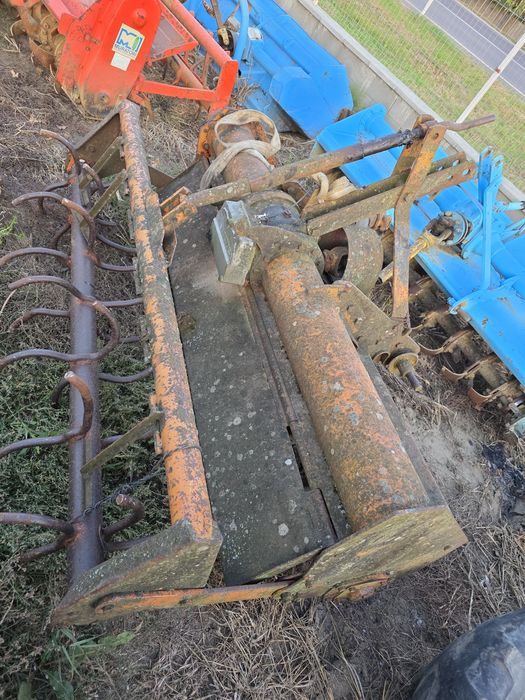 Freza pământ Piese tractor.180,190.210