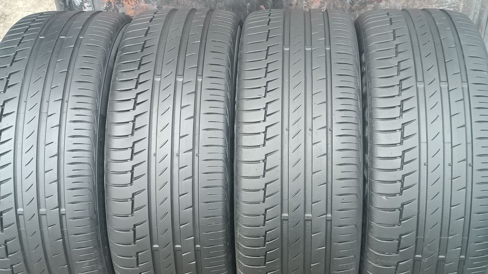 225/45/17 Continental