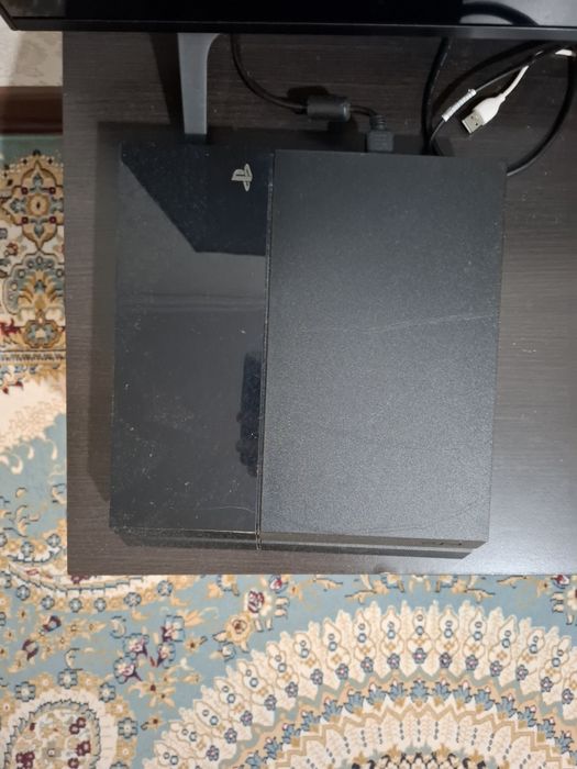 Playstation 4 500гб
