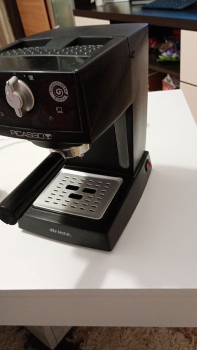 Vând mașină cafea Picasso!