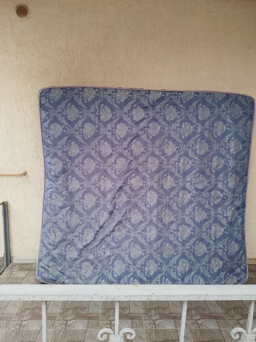 Матрас б/у бесплатно