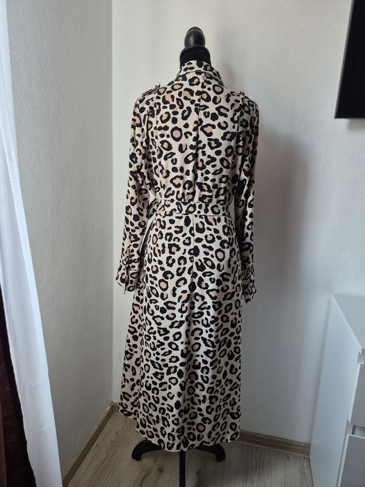 Rochie originală Motivi cu imprimeu animal