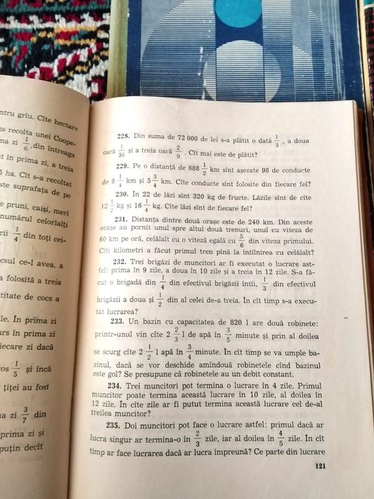 Cărți vechi de exerciții și teorie matematică și fizică