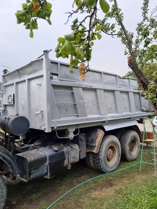 Продам МАЗ-551605 сельхозник 20 тонн.