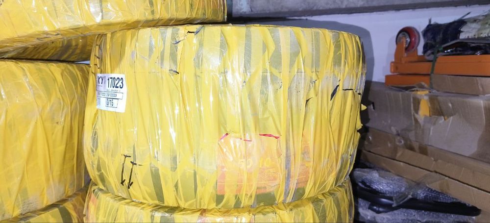 Запчасти на вилочный погрузчик покрышки (Кара)