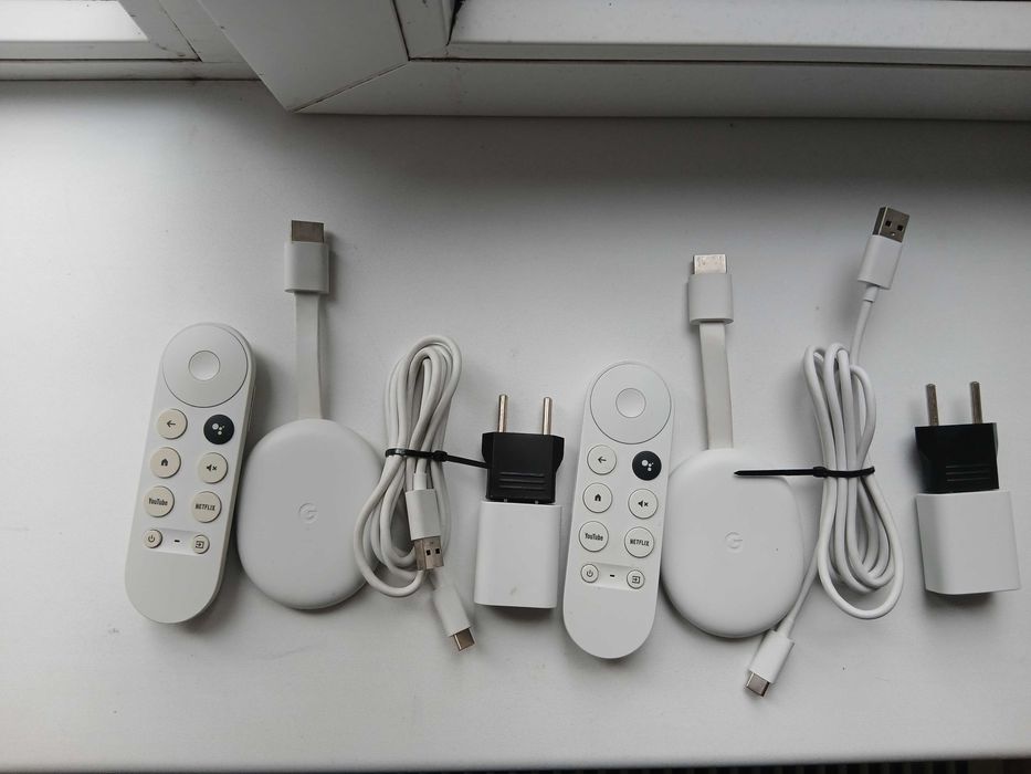 2 buc Chromecast Google TV 4K –  telecomandă vocală, Wi-Fi, Bluetooth