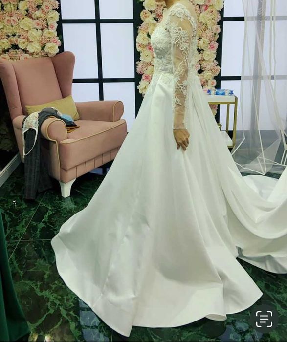 Свадебное платье