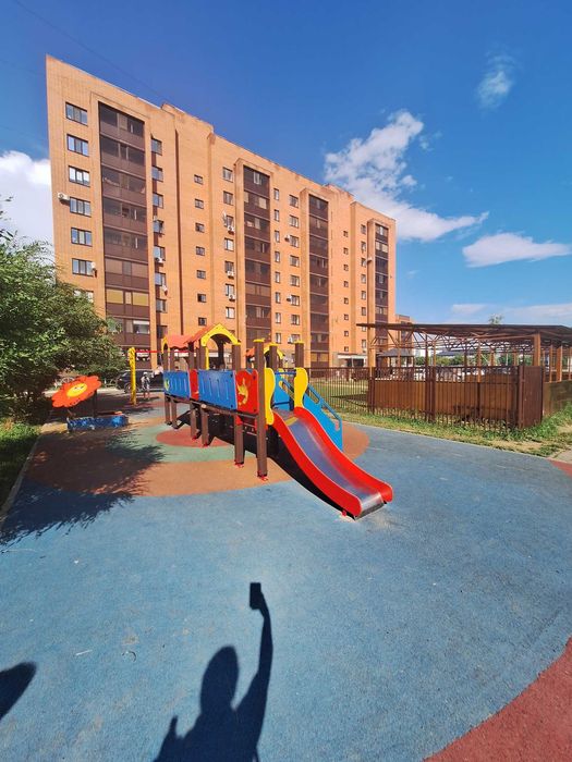 Продам 2 комн квартиру в ДСР