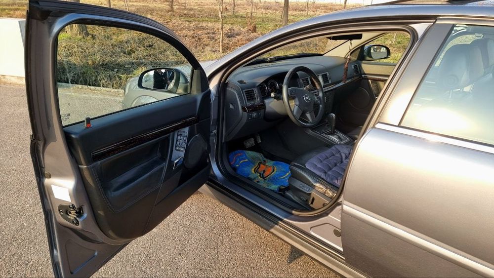 Продам Opel Vectra C 2005 года, автомат