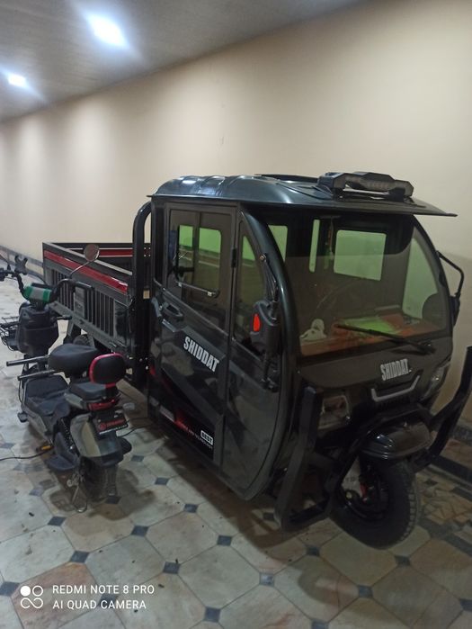 Юк мотоцикл сотилади