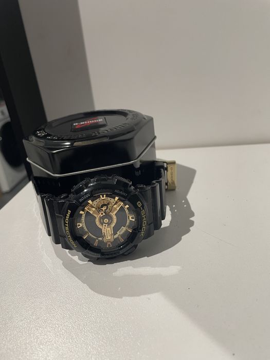 Ceas cronograf, Negru