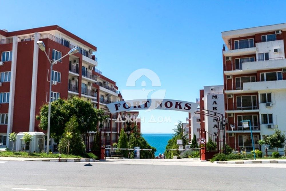 Продава се Тристаен апартамент в к.к. Елените - 135 кв.м за 1556 €/кв.м - Снимка #12