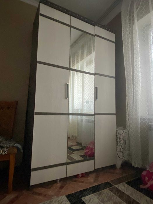 Спальный кровать