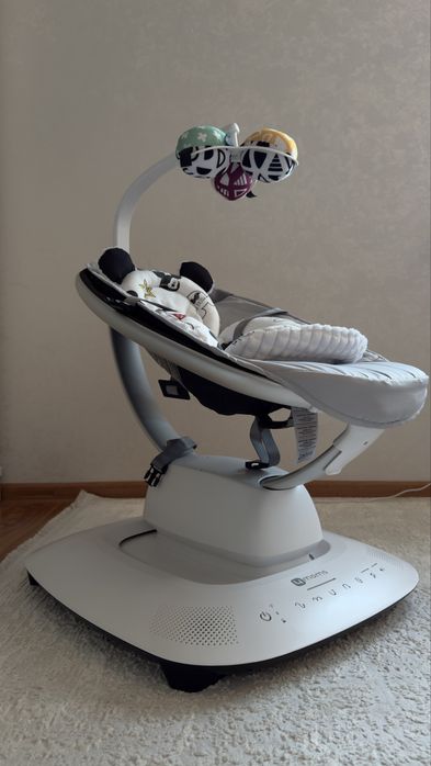 Электрокачеля шезлонг mamaRoo 4moms