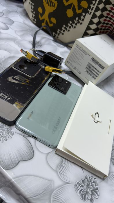 Xiaomi 13t pro 5G 12+12\256 GB